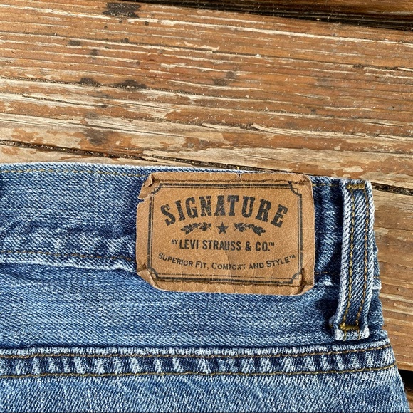 Levi Strauss Jeans - Picture 6 of 6